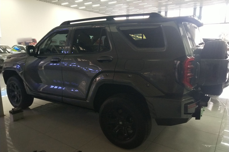 坦克400新能源 2024款 Hi4-T 越野版车身外观4