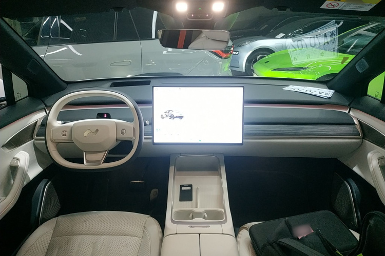 乐道L60 2024款 60kWh 后驱版中控内饰12