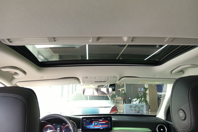 奔驰C级 2020款 改款 C 200 L 时尚型运动版中控内饰22