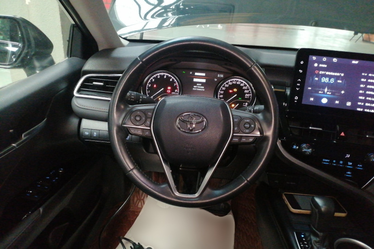 丰田 凯美瑞 2023款 2.0G 豪华版中控内饰13
