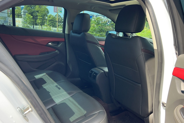 雪佛兰 迈锐宝 2018款 530T 自动风尚版中控内饰7010