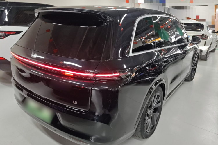 理想汽车 理想L8 2023款 Pro车身外观7