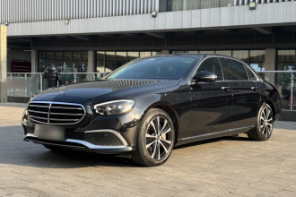 奔驰E级新能源 2023款 E 350 e L 插电式混合动力轿车