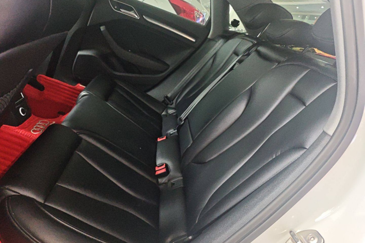 奥迪A3 2019款 Limousine 35 TFSI 运动型 国VI中控内饰21