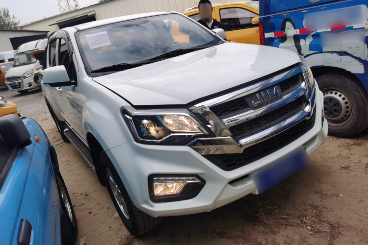 五十铃 瑞迈 2022款 2.8T经典柴油两驱舒享型长轴版JE493ZLQ6E车身外观6002