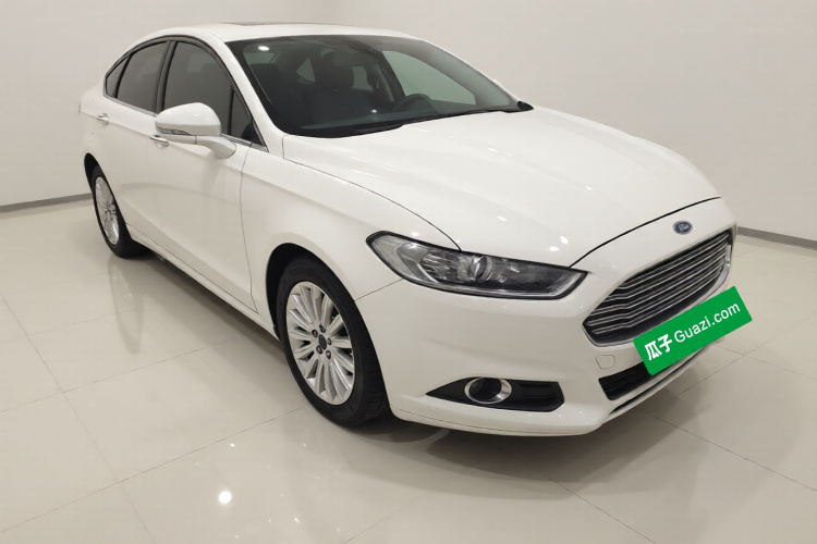福特 蒙迪欧 2013款 2.0L GTDi200时尚型车身外观3