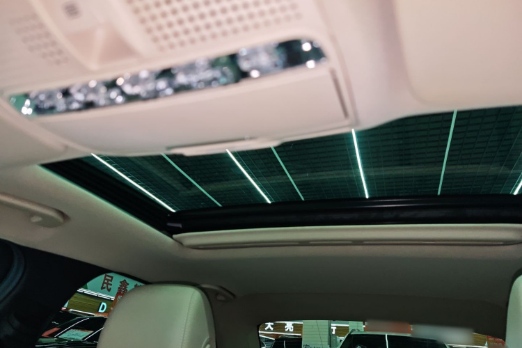 奔驰C级 2020款 C 200 L 时尚型运动版中控内饰22