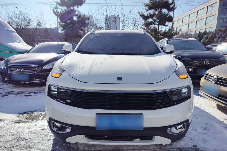 领克01 2019款 2.0T 两驱型Pro版 国VI车身外观2