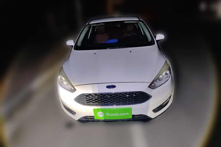 福特 福克斯 2017款 两厢 1.6L 手动舒适型智行版车身外观2