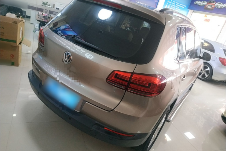 大众 途观 2013款 1.8TSI 自动两驱舒适版车身外观6005