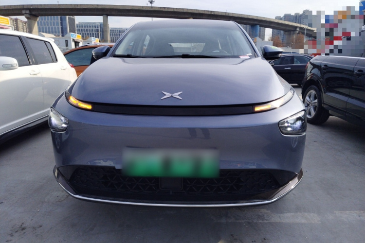 小鹏G3 2022款 G3i 520G+车身外观2