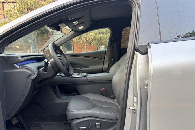 小鹏G7 2025款 702 超长续航 Max局部细节19