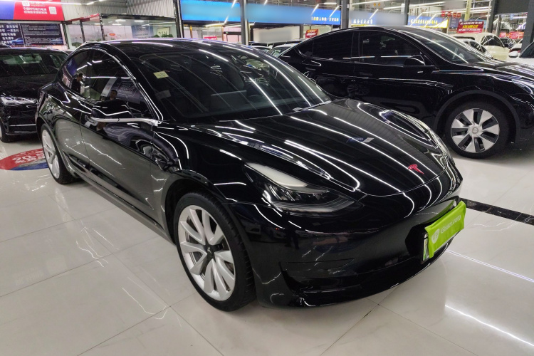特斯拉 Model 3 2019款 标准续航后驱升级版车身外观3
