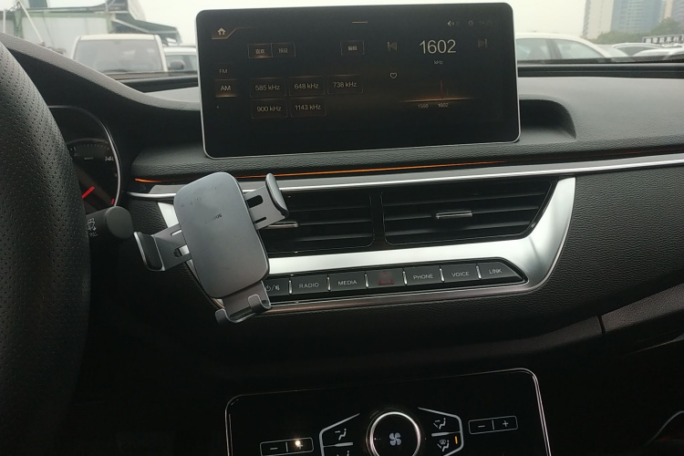 红旗H5 2020款 1.5T DCT旗韵版局部细节16