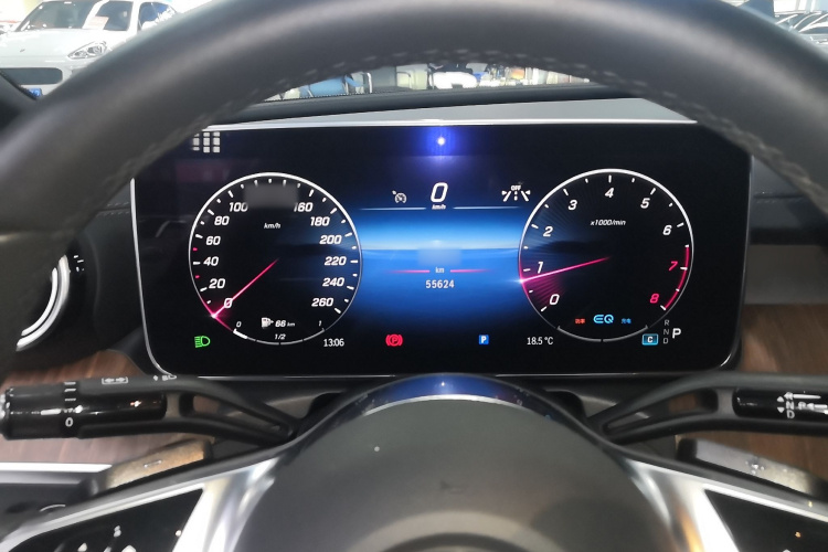 奔驰C级 2022款 C 260 L局部细节14