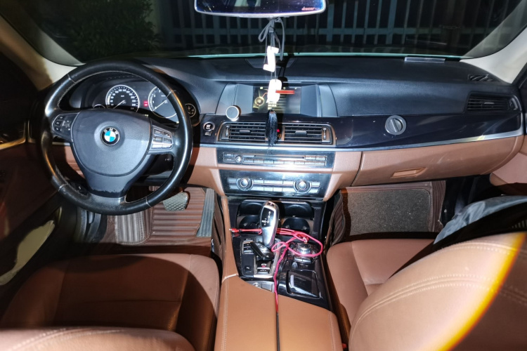 宝马5系 2014款 520Li 典雅型中控内饰7002