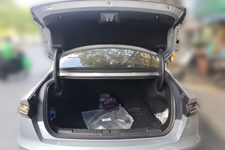 林肯Z 2022款 改款 i享 尊雅版中控内饰23