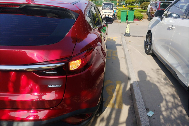 马自达CX-4 2016款 2.0L 自动两驱蓝天活力版车身外观6006