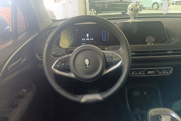 欧拉好猫 2022款 400km标准续航 豪华型 磷酸铁锂中控内饰13