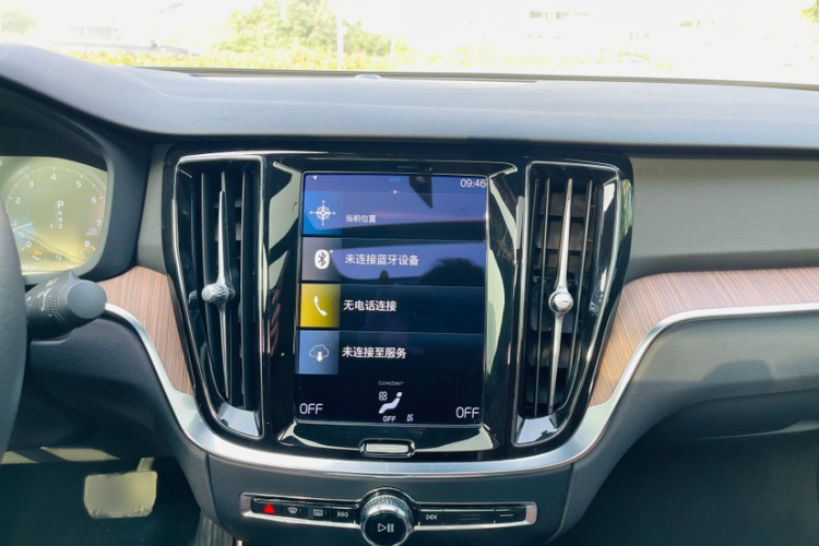 沃尔沃S60 2021款 T4 智远豪华版中控内饰7009