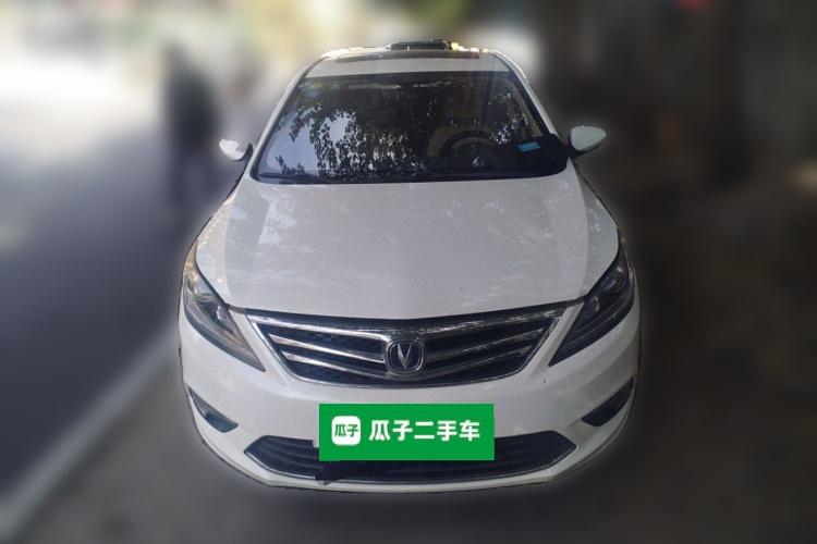 长安 逸动 2016款 1.6L 手动风尚型车身外观6001