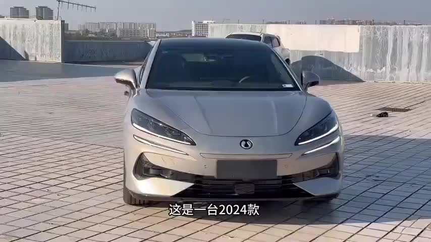 腾势Z9GT 2024款 1100四驱Pro版实拍1