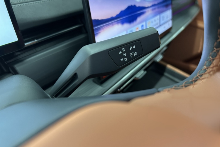 东风奕派 eπ007 2025款 纯电 565四驱Max领航版局部细节18