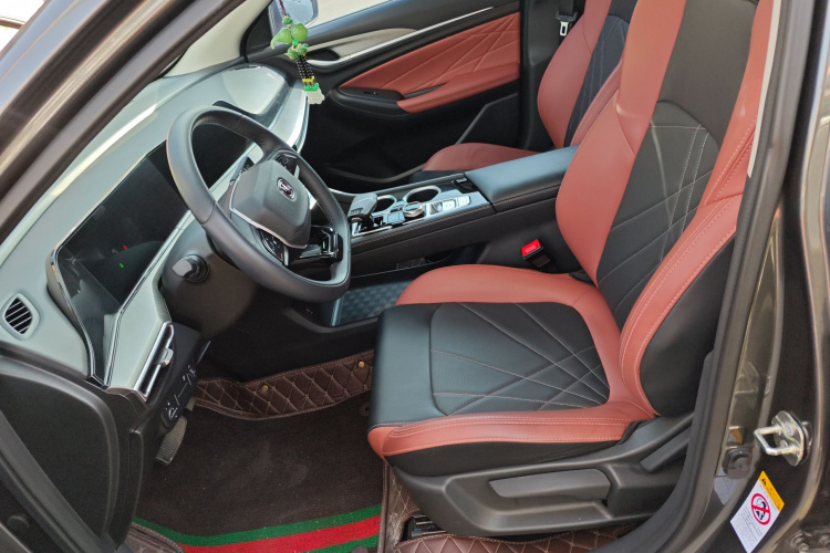 长安 逸动 2023款 畅享版 PLUS 蓝鲸NE 1.4T GDI DCT尊贵版局部细节19