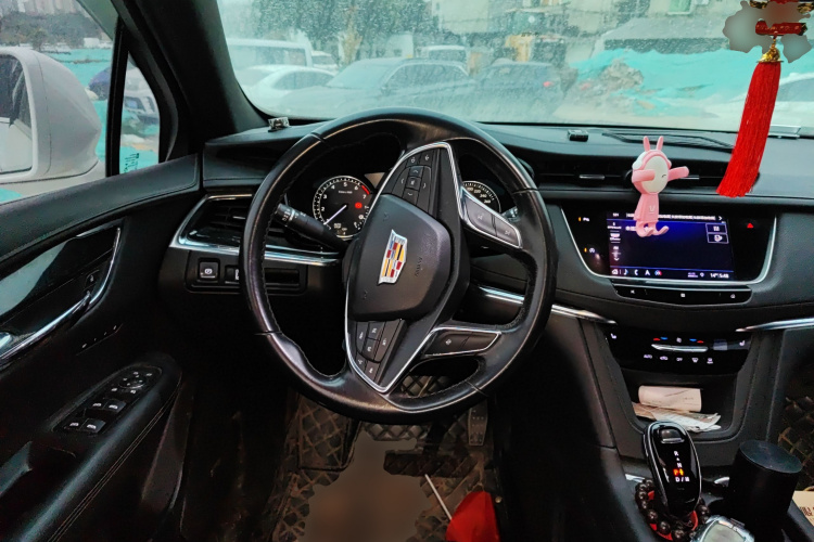 凯迪拉克XT5 2020款 28T 四驱技术型中控内饰13
