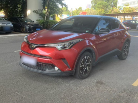 丰田C-HR 2018款 2.0L 领先天窗版 国VI