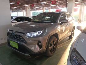 丰田 RAV4荣放 2020款 双擎 2.5L E-CVT四驱旗舰版