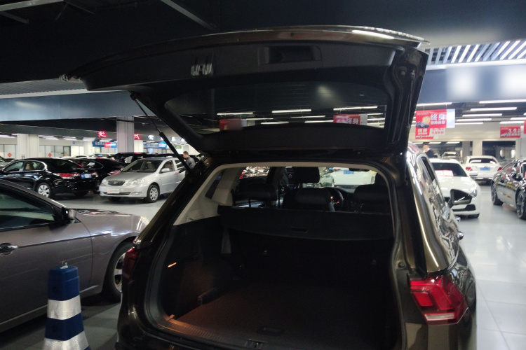 大众 途观L 2017款 330TSI 自动两驱豪华版局部细节23