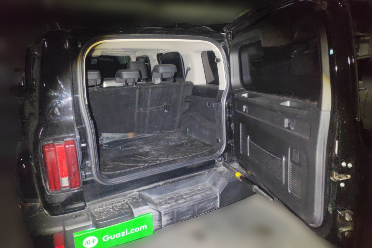 坦克300 2024款 2.0T 穿越者中控内饰23