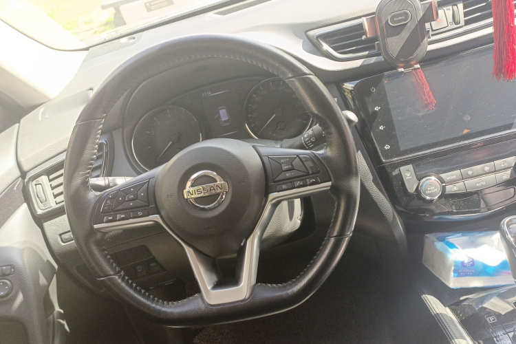 日产 奇骏 2021款 2.0L CVT 2WD XL Premium智联尊享版局部细节13