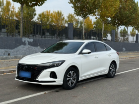 长安 逸动 2021款 PLUS 蓝鲸NE 1.4T GDI DCT尊贵型