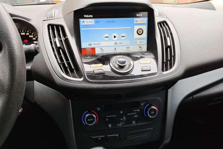 福特 翼虎 2017款 EcoBoost 180 两驱精翼型局部细节16