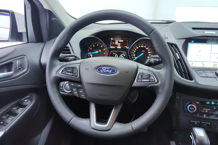 福特 翼虎 2018款 EcoBoost 180 两驱豪翼型中控内饰13