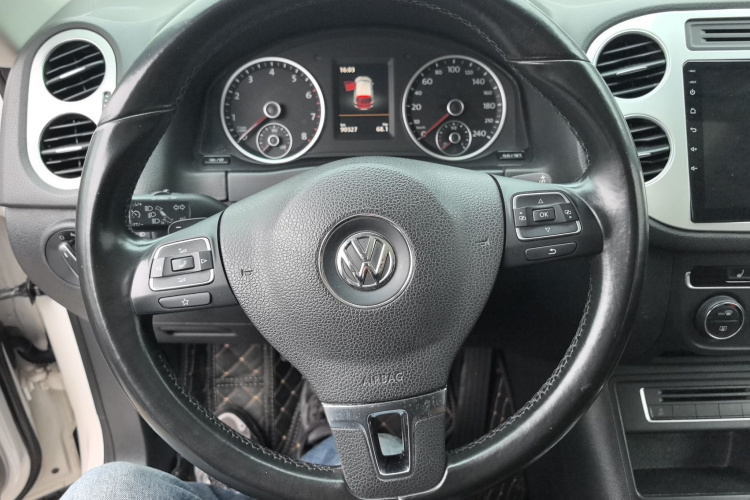 大众 途观 2015款 1.8TSI 自动两驱豪华型中控内饰13