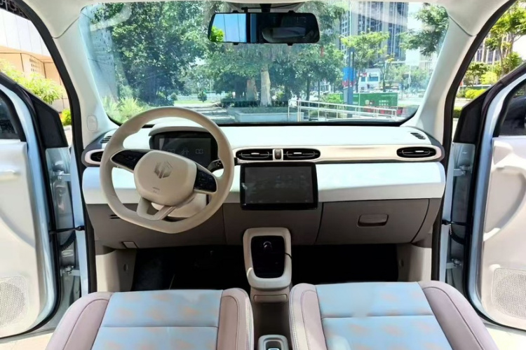 零跑汽车 零跑T03 2023款 403轻享版中控内饰7004