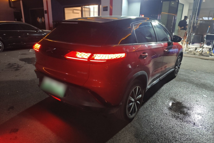 小鹏G3 2019款 悦享版车身外观7