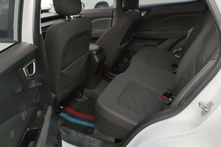 五菱汽车 五菱星驰 2022款 1.5L 手动自由型中控内饰21