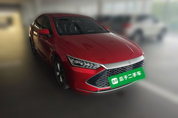 比亚迪 秦PLUS 2023款 冠军版 DM-i 55KM领先型车身外观3