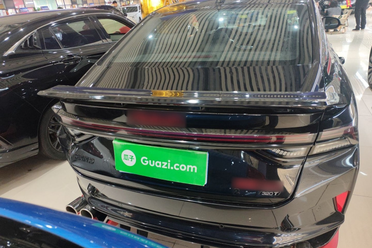 东风风神 奕炫MAX 2021款 1.5T 暗夜锋芒版车身外观6