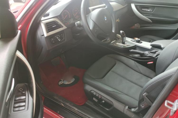 宝马3系 2014款 320Li 时尚型中控内饰7003