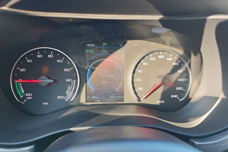 比亚迪 宋MAX新能源 2019款 DM 1.5T 智联致进型 6座 国VI局部细节14