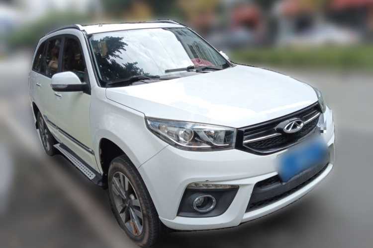 奇瑞 瑞虎3 2016款 1.6L 手动智尚版车身外观3