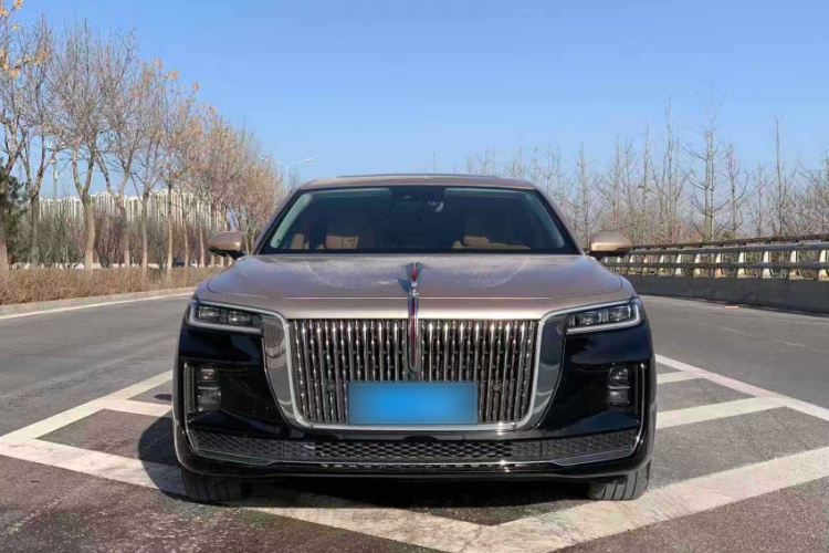 红旗H9 2022款 2.0T 智联旗享版车身外观6006