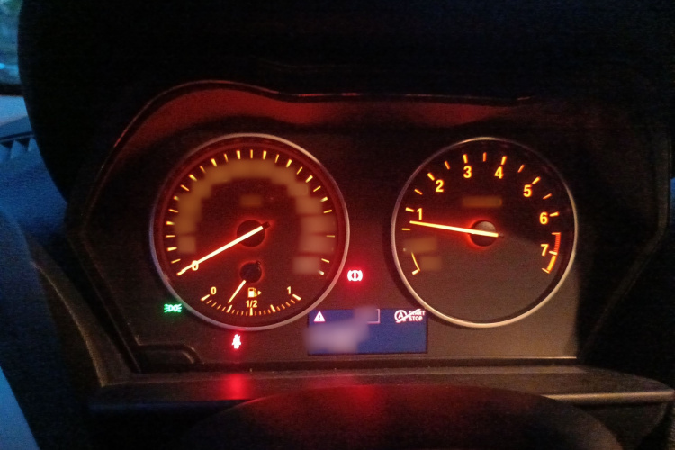 宝马1系(进口) 2013款 改款 116i 领先型局部细节14