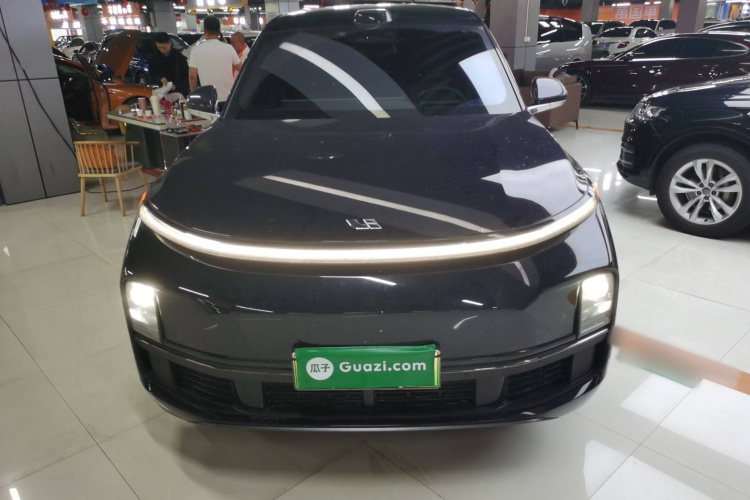 理想汽车 理想L9 2022款 Max车身外观2