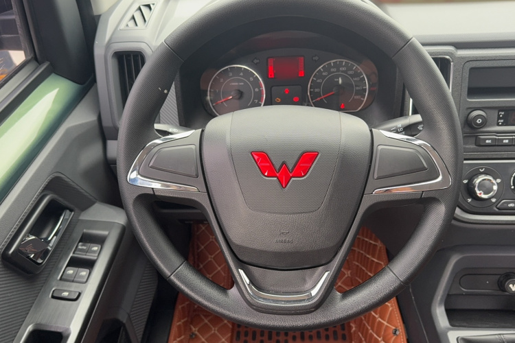 五菱汽车 五菱征途 2021款 1.5L进取型LAR局部细节13